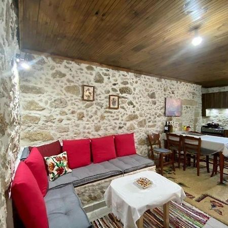 Nikos Traditional House Maláthiros Exteriör bild